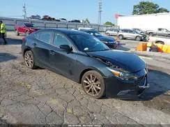 3MZBN1V33JM201695 2018 MAZDA 3