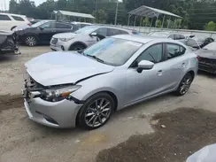 3MZBN1V33JM207433 2018 MAZDA 3