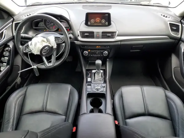 3MZBN1V33JM211174 2018 MAZDA 3 - Image 8