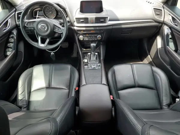 3MZBN1V33JM225401 2018 MAZDA 3 - Image 8