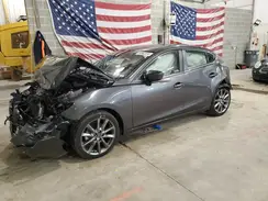3MZBN1V33JM245406 2018 MAZDA 3