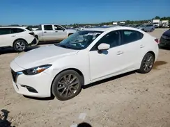 3MZBN1V33JM245731 2018 MAZDA 3