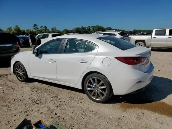 3MZBN1V33JM245731 2018 MAZDA 3 - Image 2