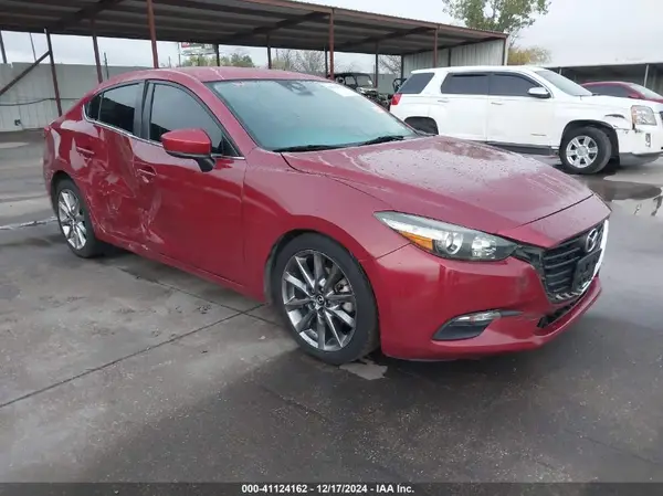 3MZBN1V33JM246605 2018 MAZDA 3 - Image 1