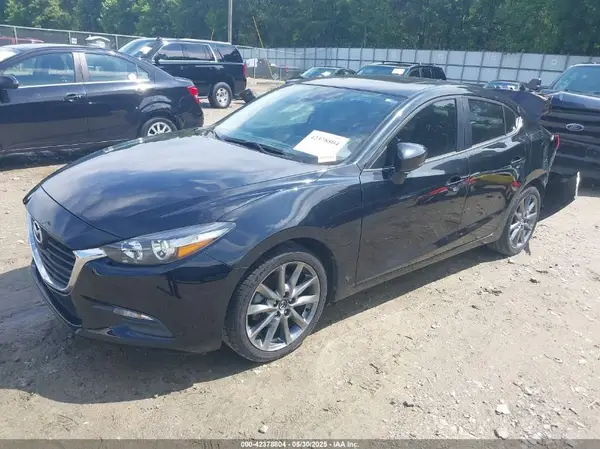 3MZBN1V33JM247950 2018 MAZDA 3 - Image 2