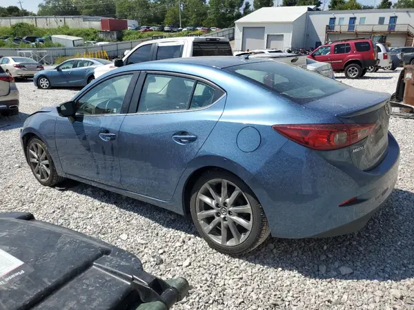3MZBN1V33JM248614 2018 MAZDA 3 - Image 2