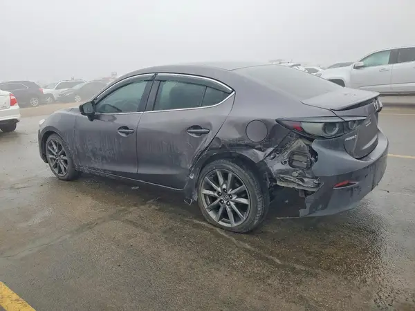 3MZBN1V33JM258916 2018 MAZDA 3 - Image 2