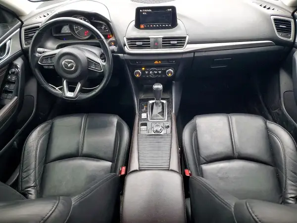 3MZBN1V33JM258916 2018 MAZDA 3 - Image 8