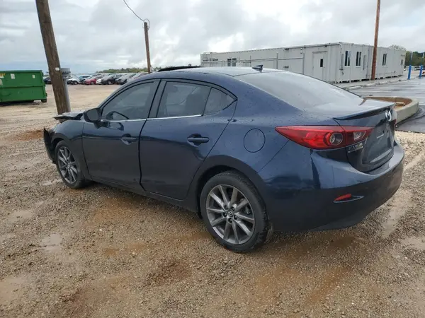 3MZBN1V33JM259094 2018 MAZDA 3 - Image 2