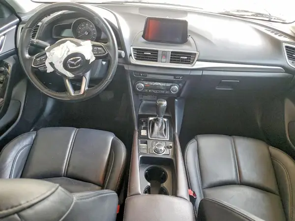 3MZBN1V33JM265378 2018 MAZDA 3 - Image 8