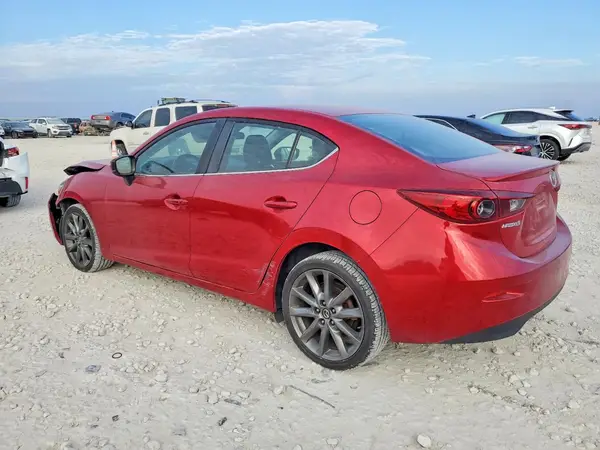 3MZBN1V33JM267194 2018 MAZDA 3 - Image 2