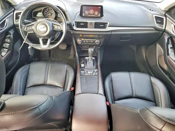 3MZBN1V33JM267194 2018 MAZDA 3 - Image 8