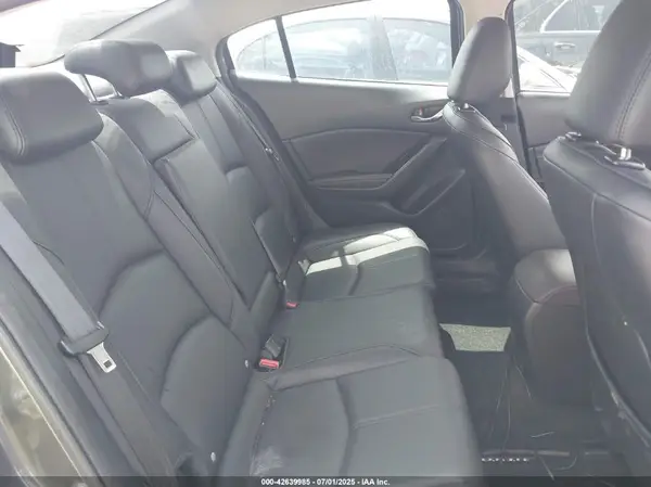 3MZBN1V33JM272296 2018 MAZDA 3 - Image 8