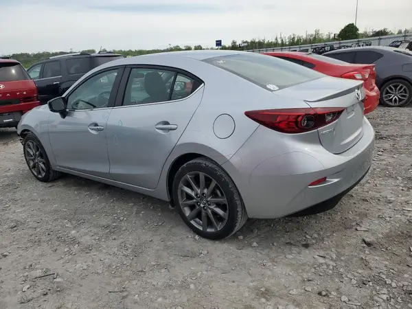 3MZBN1V33JM273609 2018 MAZDA 3 - Image 2
