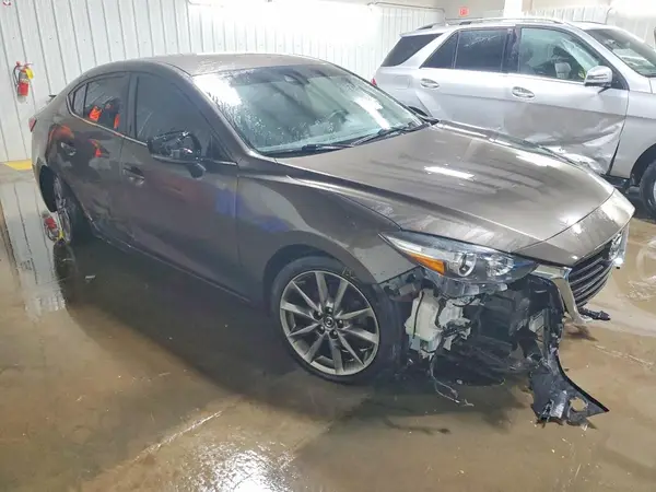 2018 MAZDA 3 COPART lot 98034875 auction photo 4