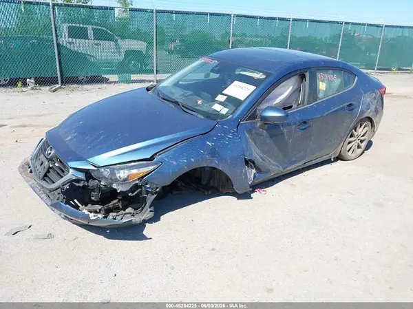 3MZBN1V34JM170361 2018 MAZDA 3 - Image 2