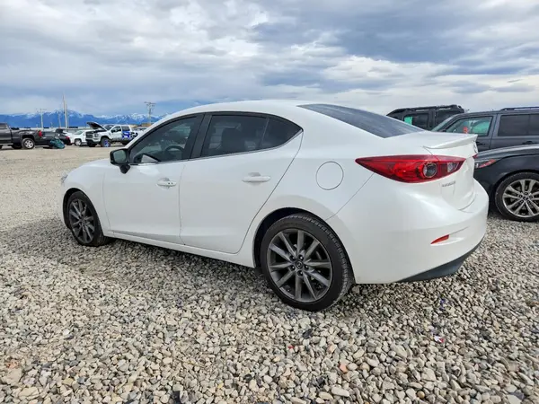 3MZBN1V34JM185250 2018 MAZDA 3 - Image 2