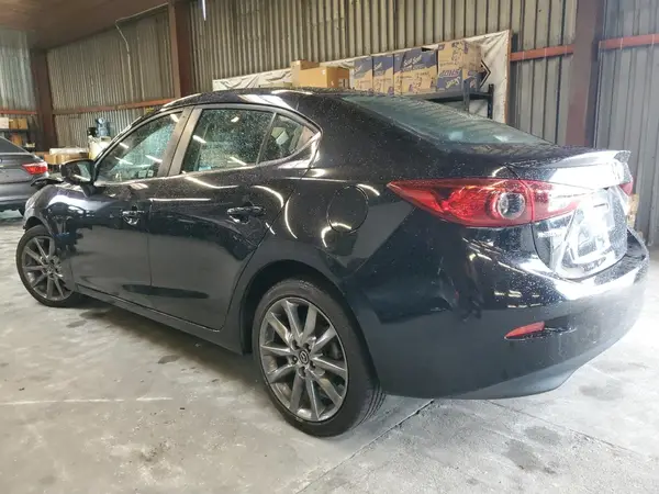 3MZBN1V34JM186589 2018 MAZDA 3 - Image 2