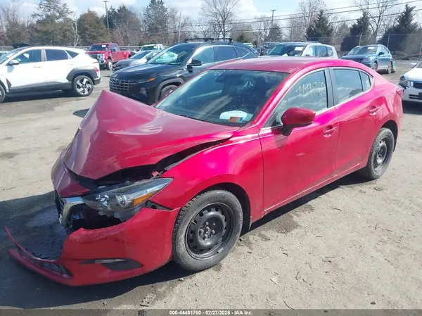 3MZBN1V34JM197043 2018 MAZDA 3 - Image 2