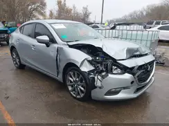 3MZBN1V34JM200264 2018 MAZDA 3