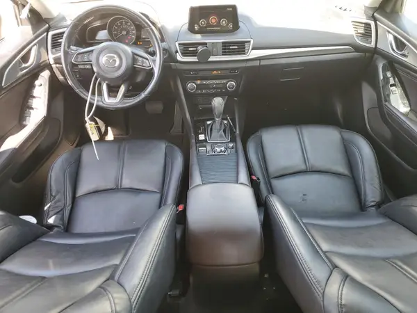 3MZBN1V34JM202192 2018 MAZDA 3 - Image 8