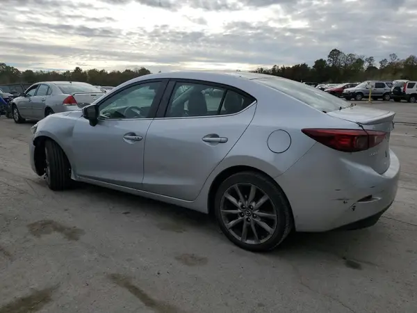 3MZBN1V34JM207263 2018 MAZDA 3 - Image 2