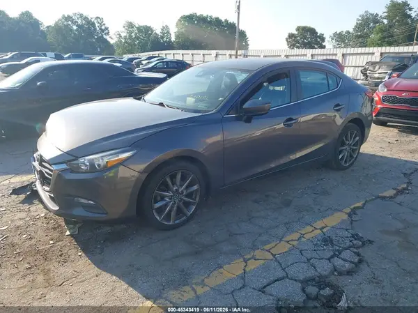 3MZBN1V34JM210101 2018 MAZDA 3 - Image 2