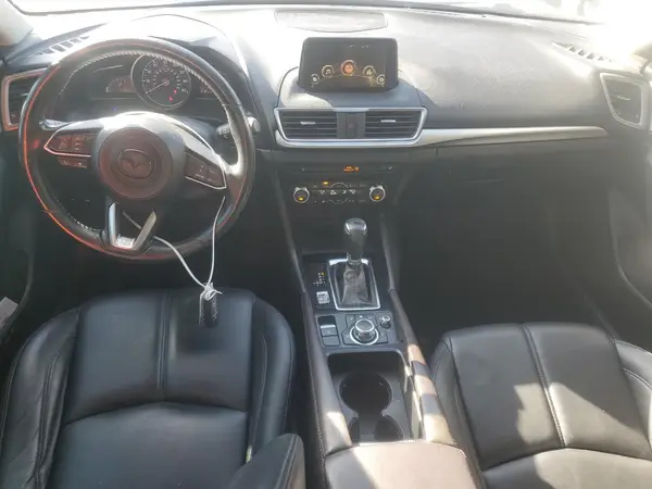 3MZBN1V34JM213581 2018 MAZDA 3 - Image 8