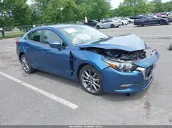 3MZBN1V34JM214763 2018 MAZDA 3