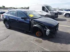 3MZBN1V34JM222748 2018 MAZDA 3