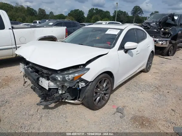 3MZBN1V34JM247648 2018 MAZDA 3 - Image 2