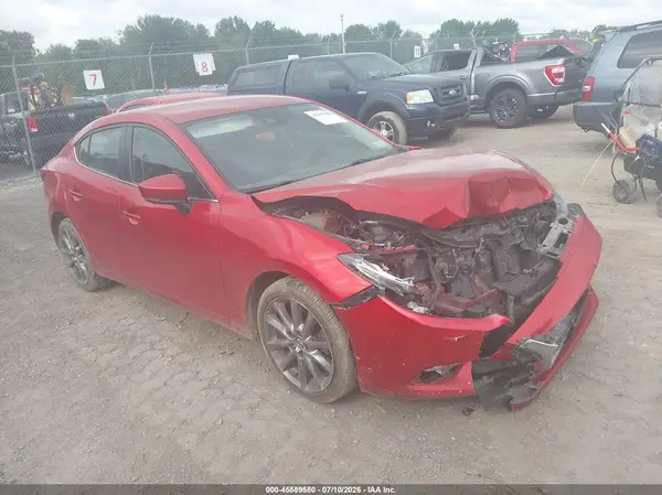3MZBN1V34JM250727 2018 MAZDA 3 - Image 1