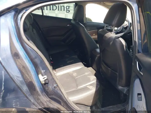 3MZBN1V34JM252073 2018 MAZDA 3 - Image 8
