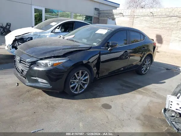 3MZBN1V34JM254020 2018 MAZDA 3 - Image 2