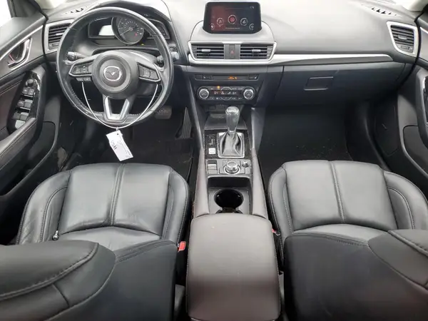 3MZBN1V34JM260724 2018 MAZDA 3 - Image 8