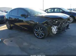 3MZBN1V34JM261419 2018 MAZDA 3