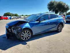 3MZBN1V35JM158459 2018 MAZDA 3