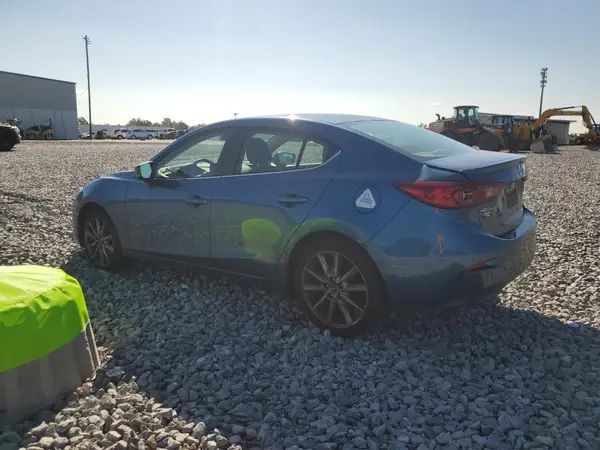 3MZBN1V35JM158798 2018 MAZDA 3 - Image 2