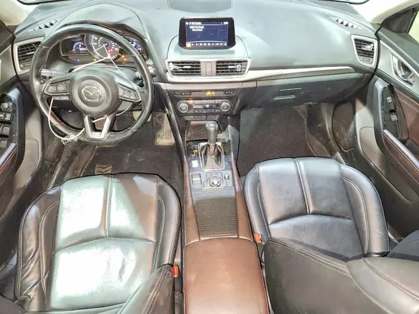 3MZBN1V35JM162561 2018 MAZDA 3 - Image 8