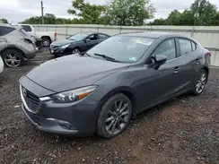 3MZBN1V35JM173866 2018 MAZDA 3
