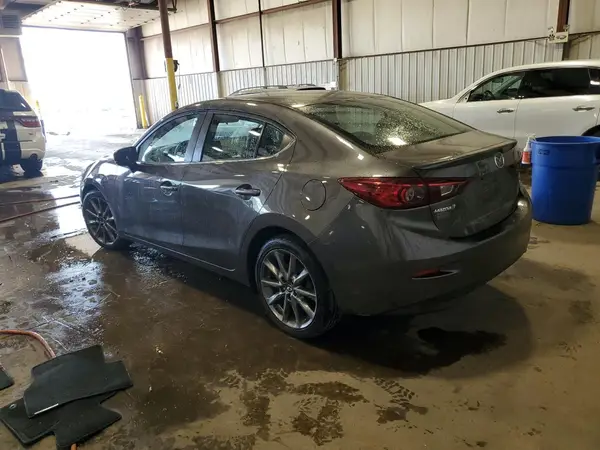 3MZBN1V35JM178632 2018 MAZDA 3 - Image 2