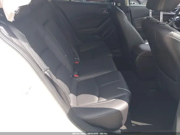 3MZBN1V35JM182020 2018 MAZDA 3 - Image 8