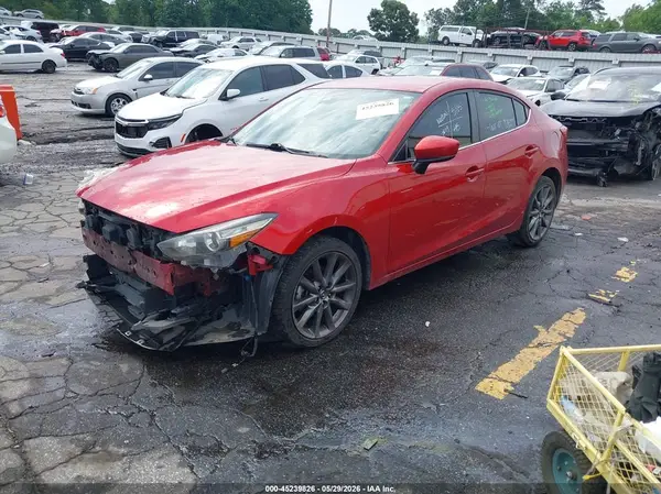 3MZBN1V35JM183040 2018 MAZDA 3 - Image 2