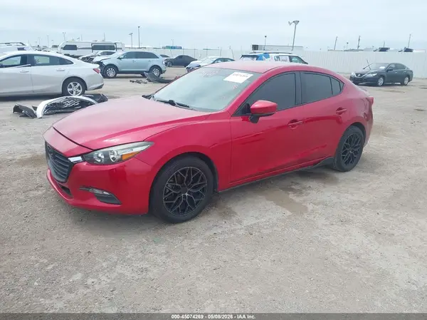 3MZBN1V35JM184799 2018 MAZDA 3 - Image 2