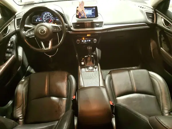 3MZBN1V35JM188125 2018 MAZDA 3 - Image 8