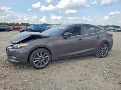 3MZBN1V35JM189324 2018 MAZDA 3