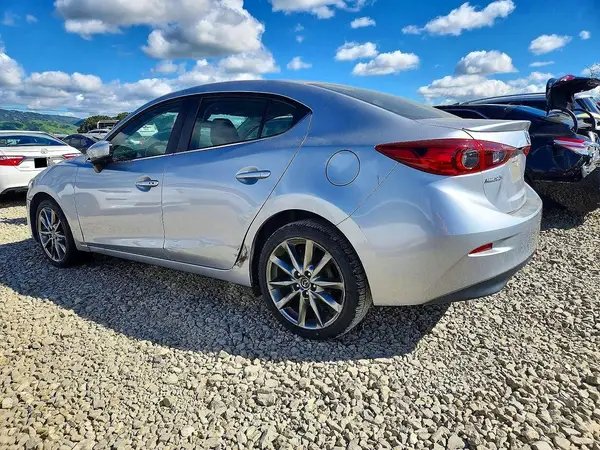 3MZBN1V35JM201228 2018 MAZDA 3 - Image 2