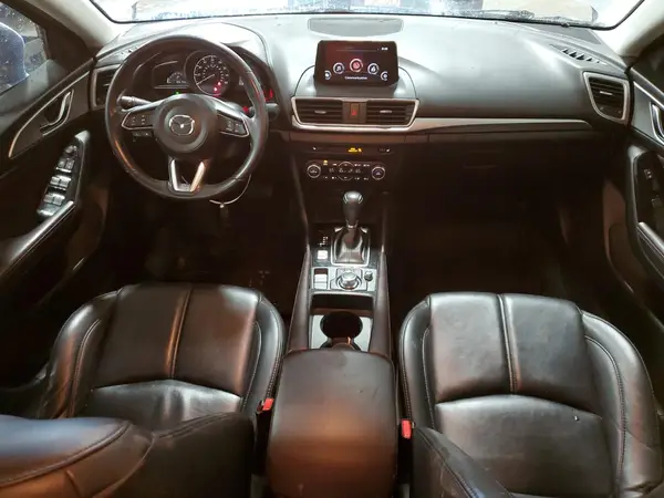 3MZBN1V35JM205523 2018 MAZDA 3 - Image 8
