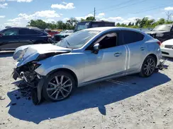 3MZBN1V35JM206722 2018 MAZDA 3