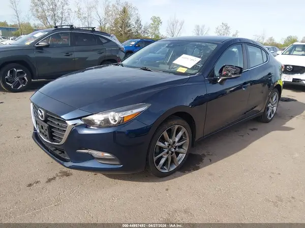 3MZBN1V35JM210771 2018 MAZDA 3 - Image 2